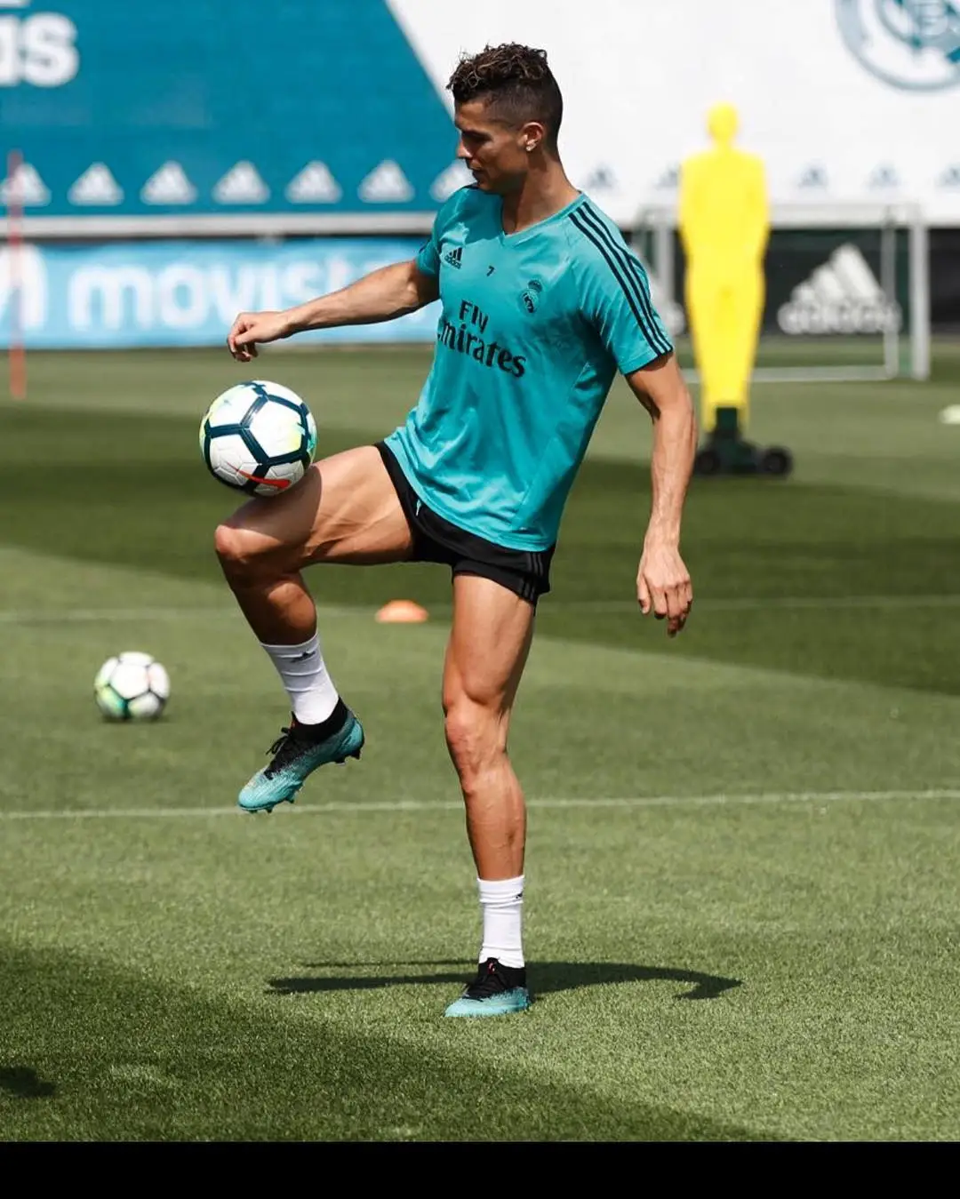 'Back on track' escreveu o jogador
