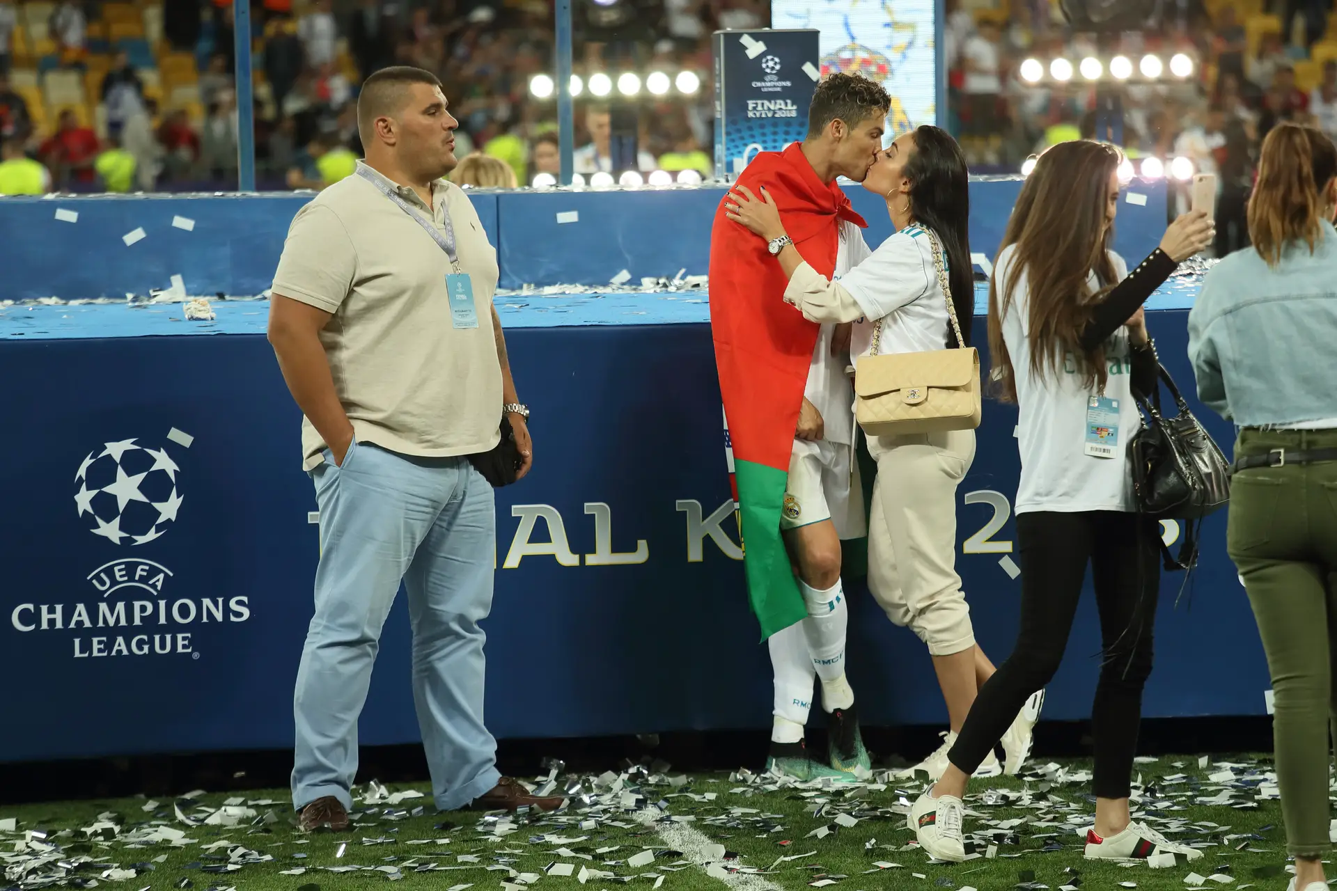 Georgina Rodríguez declara-se a Ronaldo: "És um exemplo para todo o mundo"
