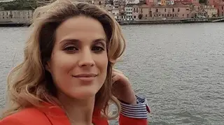 Prestes a ser mãe, Luísa Barbosa exibe 'barrigão' nas redes sociais