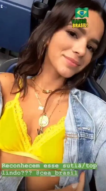 Bruna Marquezine foi apoiar Neymar mas acabou por desrespeitar FIFA