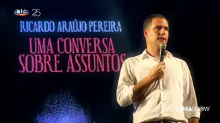 Ricardo Araújo Pereira: "Se alguém me tenta fazer rir eu acho que isso é um ato gerenoso"