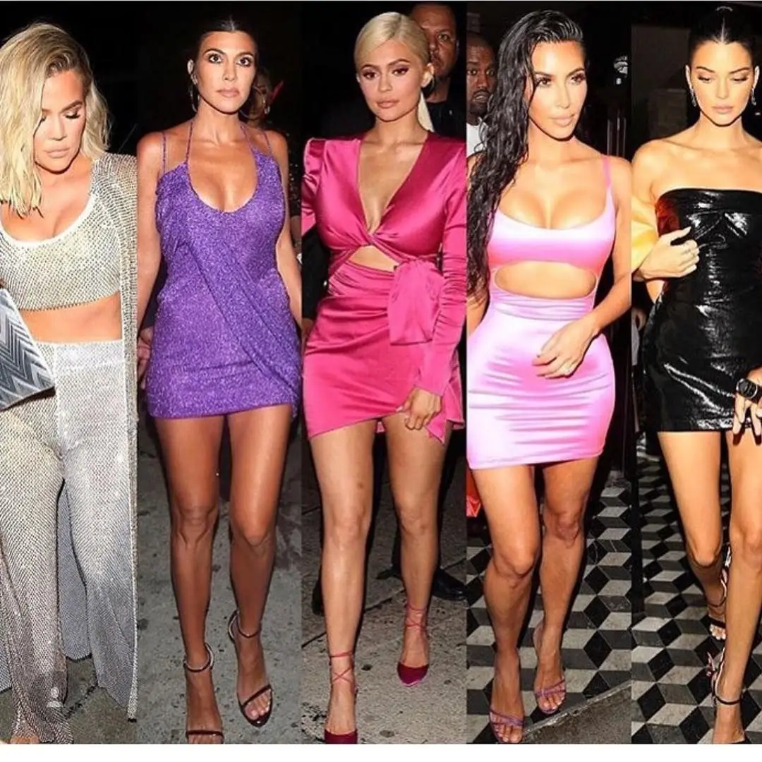 Khloé, Kourtney, Kylie, Kim e Kendall.
