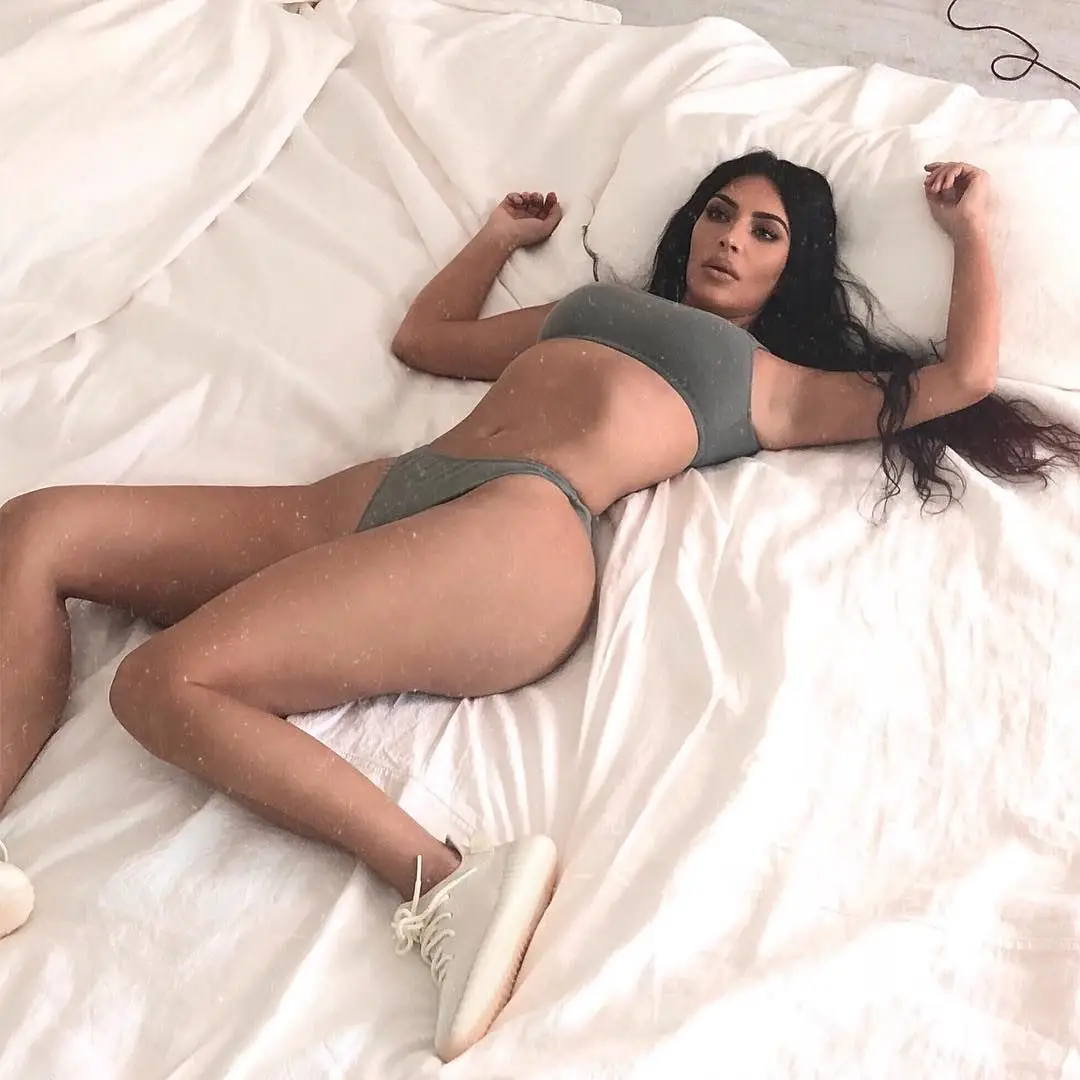 A lutar num ringue ou em cima de panquecas, a imagem de Kim Kardashian que é viral
