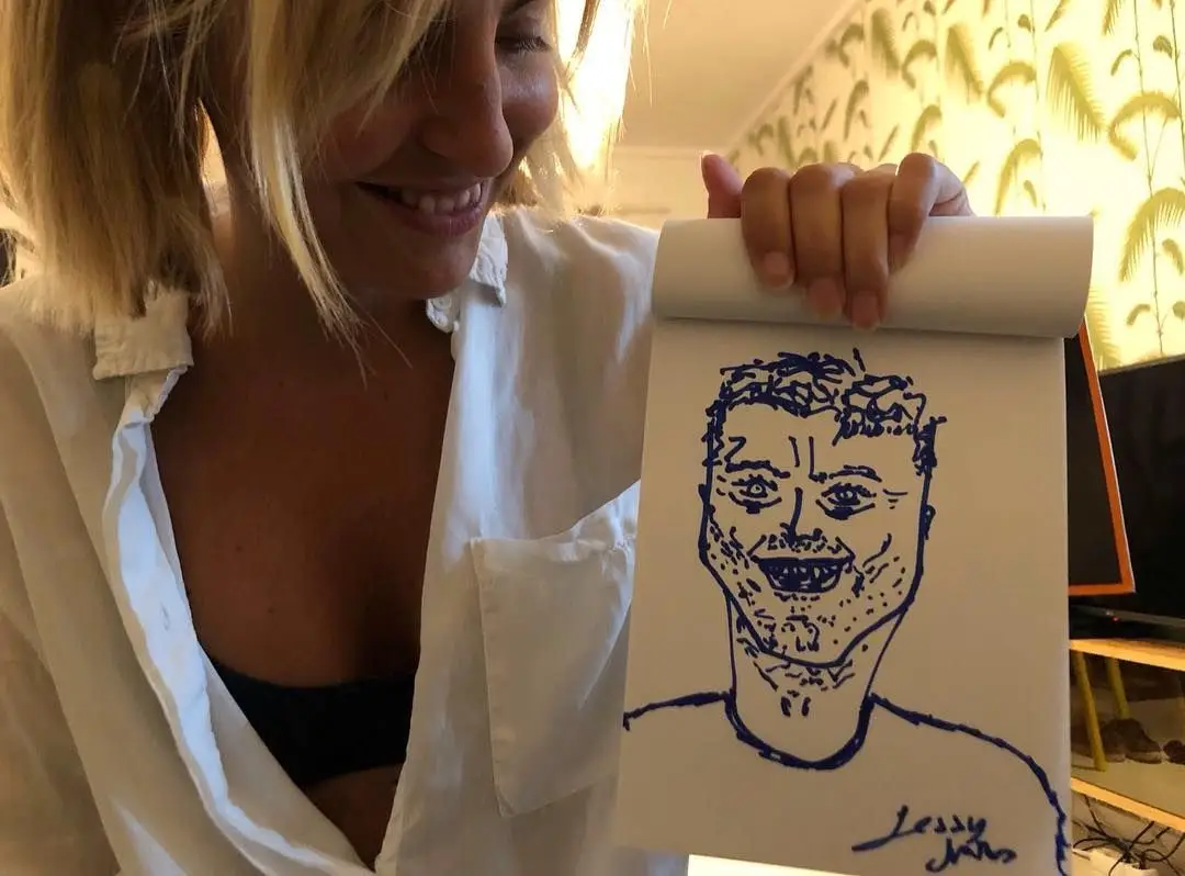 Jessica Athayde desenha Diogo Amaral. Eis o resultado final