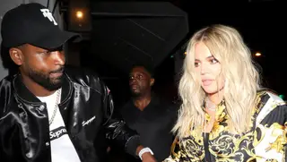 Khloé Kardashian organiza festa para comemorar os seis meses da filha