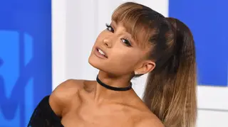 Ariana Grande diz adeus aos cabelos compridos e mostra novo visual