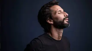 Chef José Avillez muda radicalmente para ser capa da Men's Health