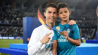 Filho de Cristiano Ronaldo esquece-se do próprio nome em vídeo ternurento