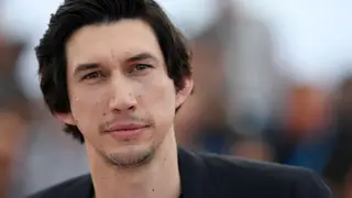Adam Driver foi pai há dois anos e ninguém sabia!