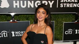 Depois de pedir ajuda, Sarah Hyland está a ser duramente criticada e já reagiu!
