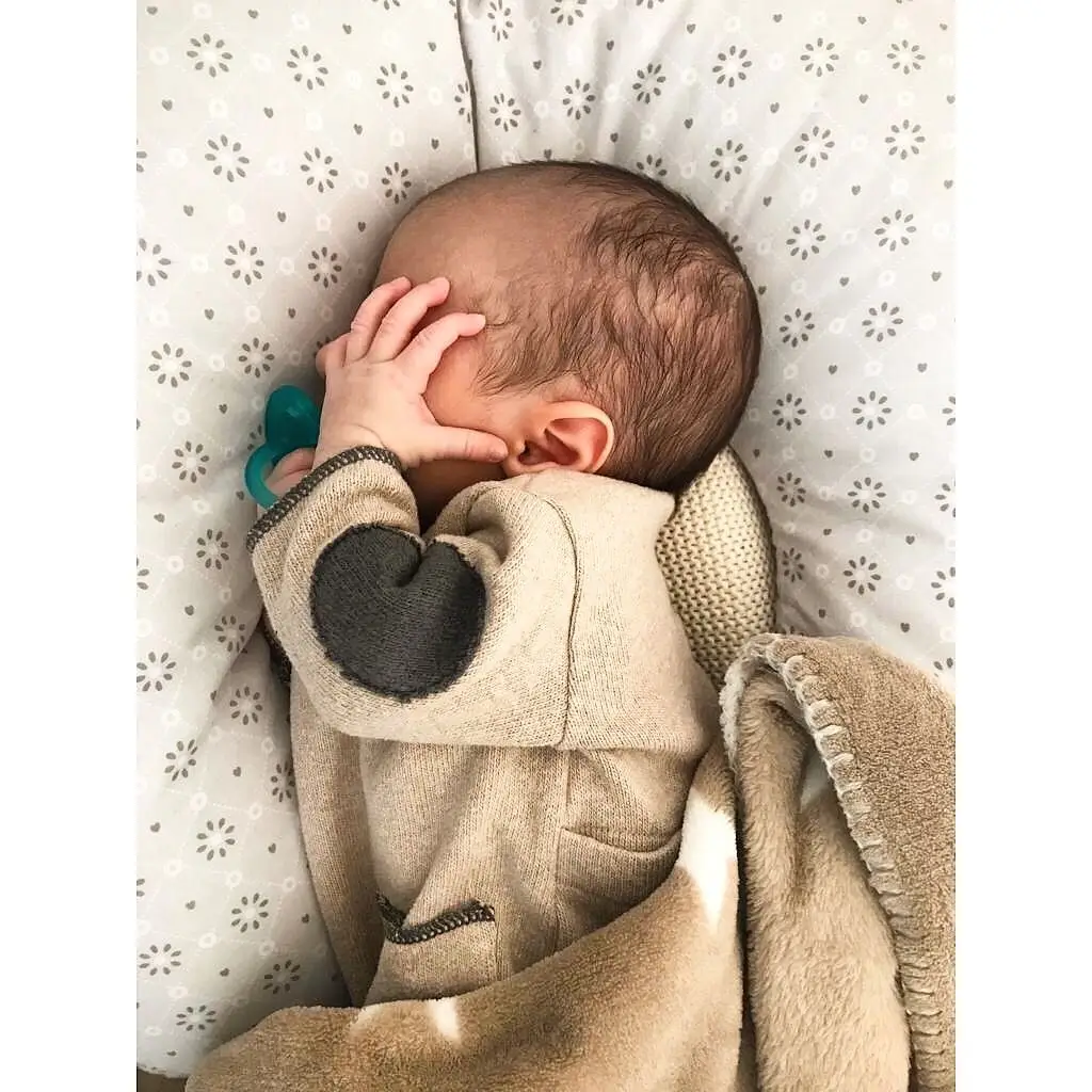 César Mourão publica foto amorosa do filho em dia especial