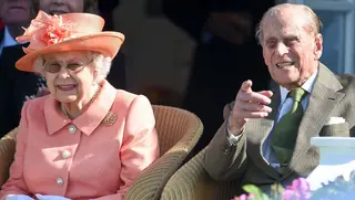 Dois dias depois de sofrer acidente, marido da rainha Isabel II é ‘apanhado’ a cometer infração grave