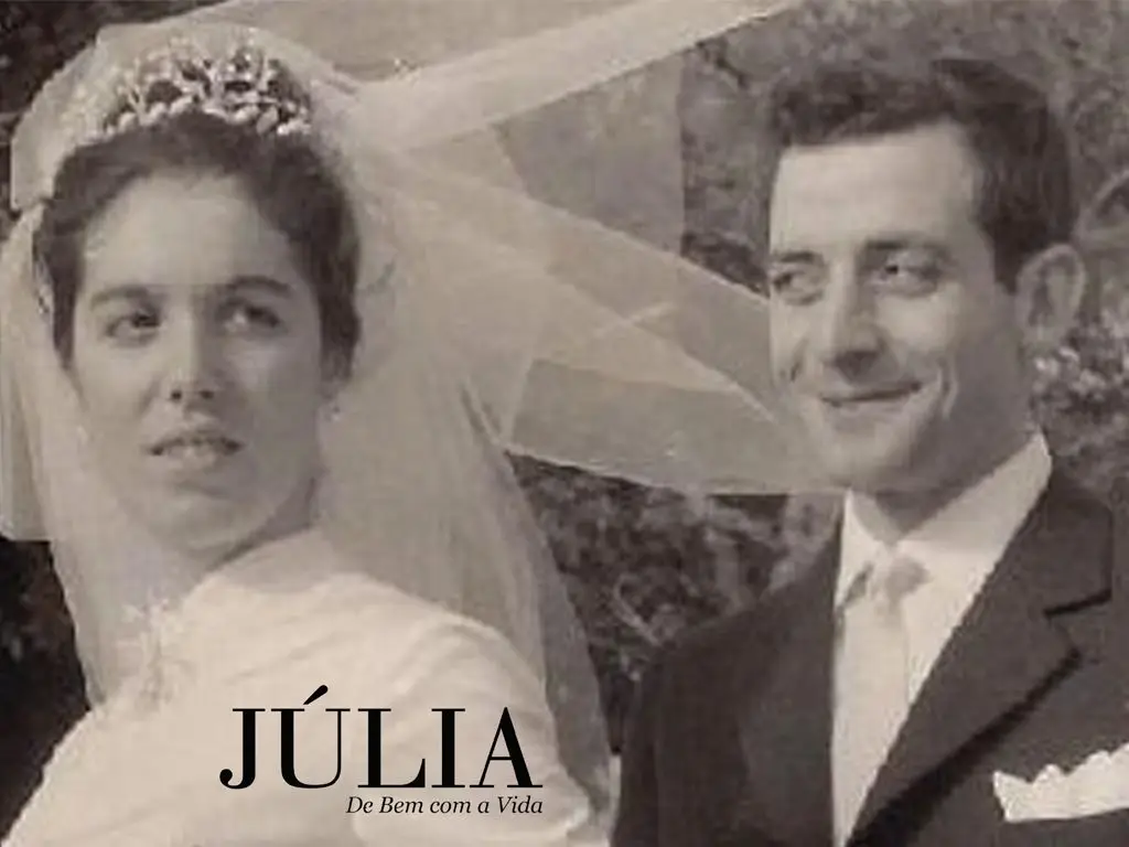 Júlia Pinheiro mostra foto inédita dos pais: "é uma imagem com história"
