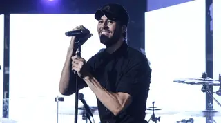 Enrique Iglesias revela nome da filha recém-nascida