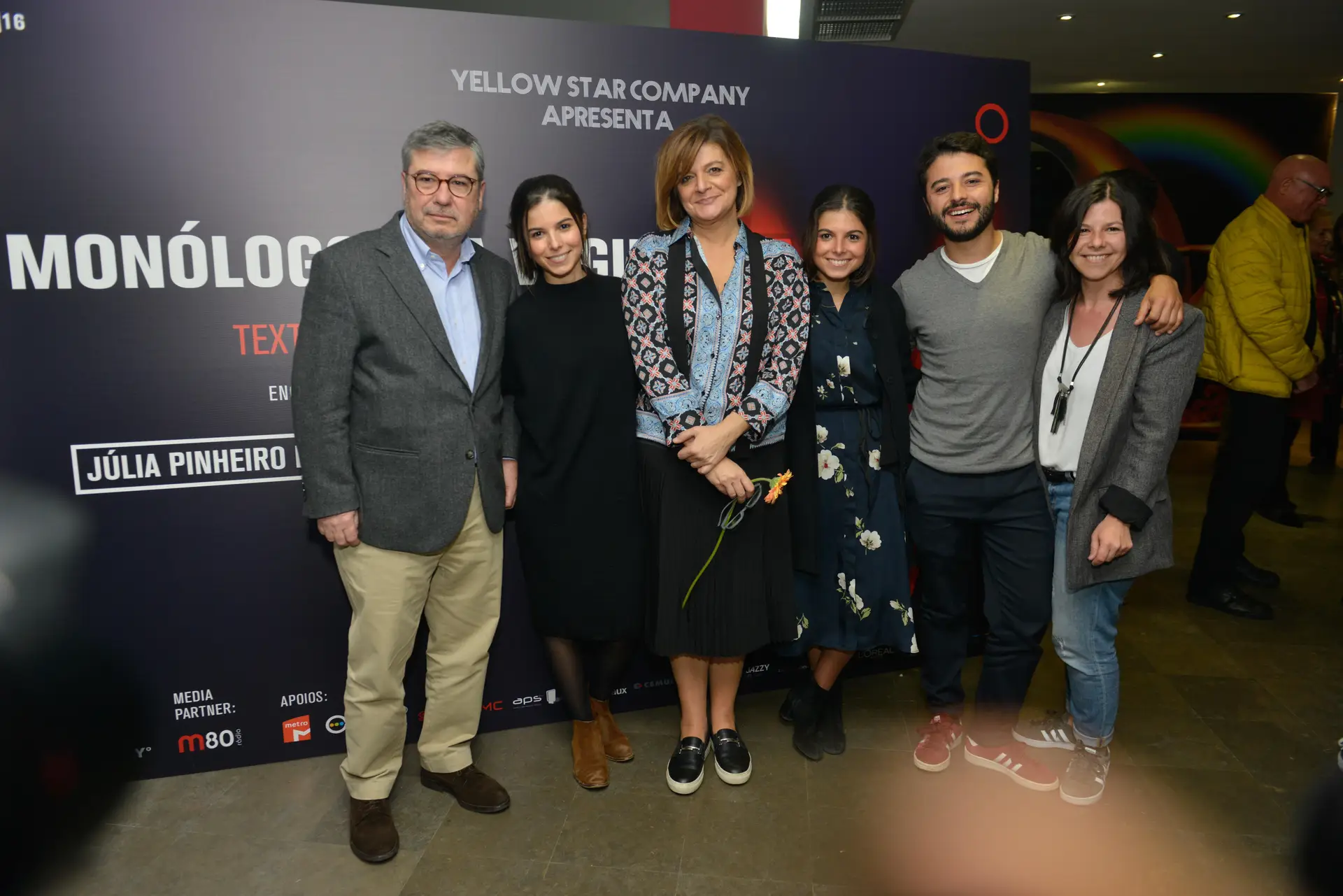 Famosos marcam presença na estreia de Júlia Pinheiro no teatro com ‘Monólogos da Vagina’