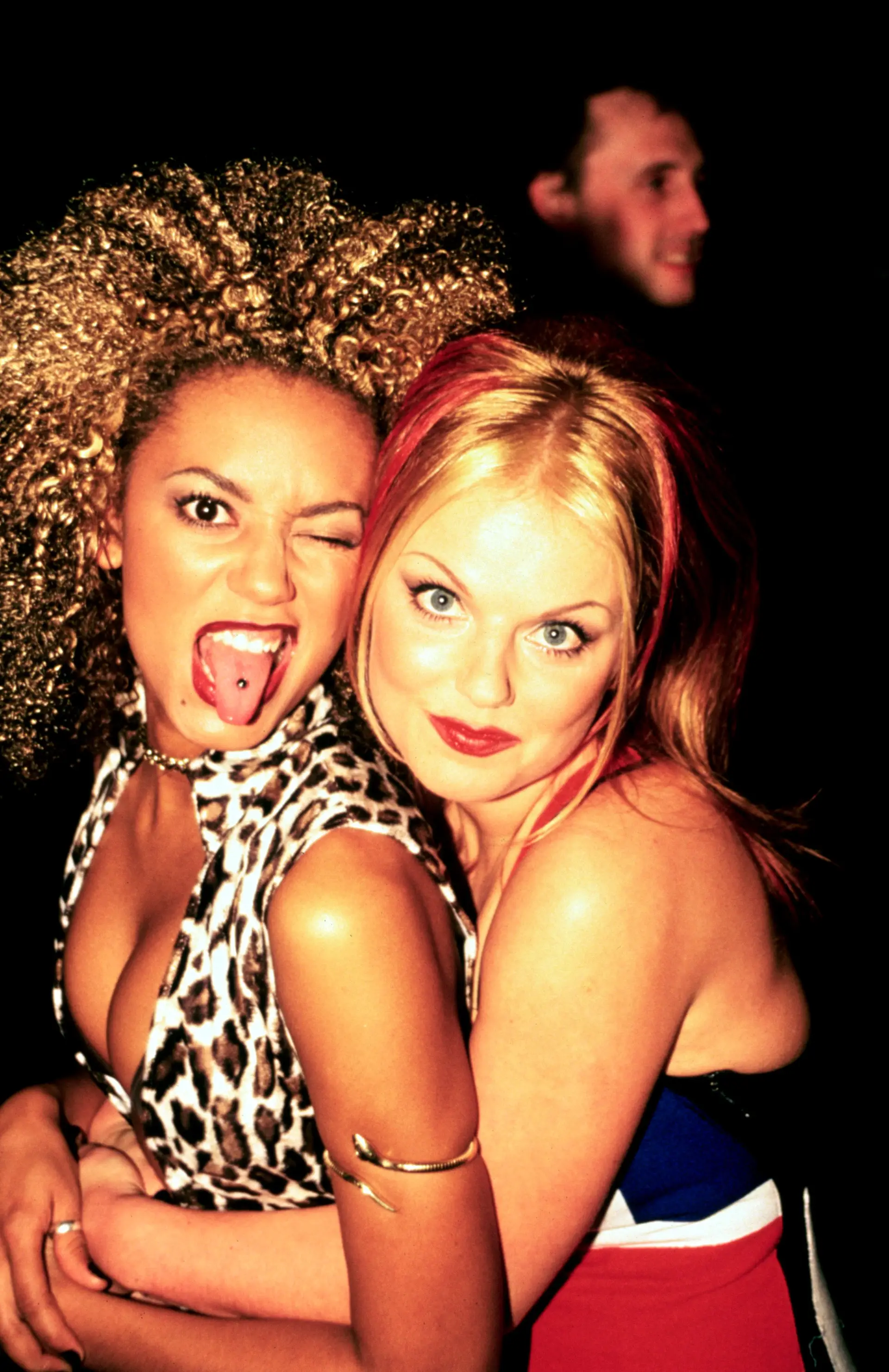 Mel B confessa que dormiu com uma das Spice Girls