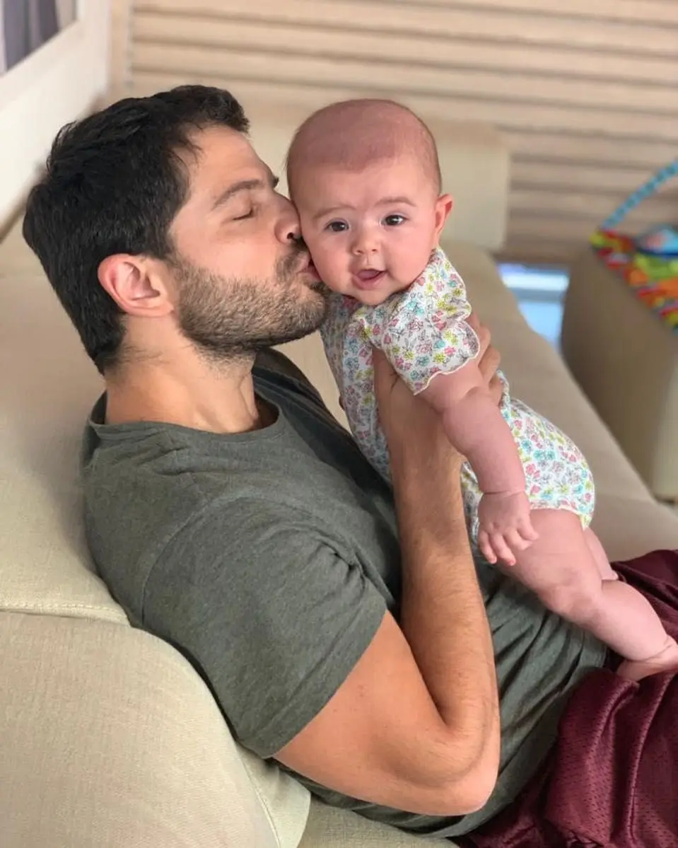 Duda Nagle com a filha Zoe