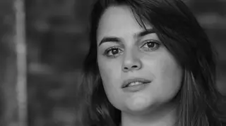 Divertida, Ana Guiomar dá provas: "Sei é vestir homens, e despir"