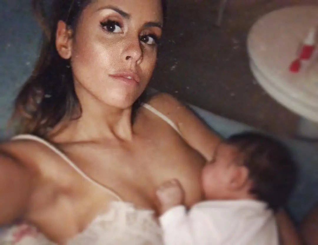 Carolina Patrocínio com a filha Carolina