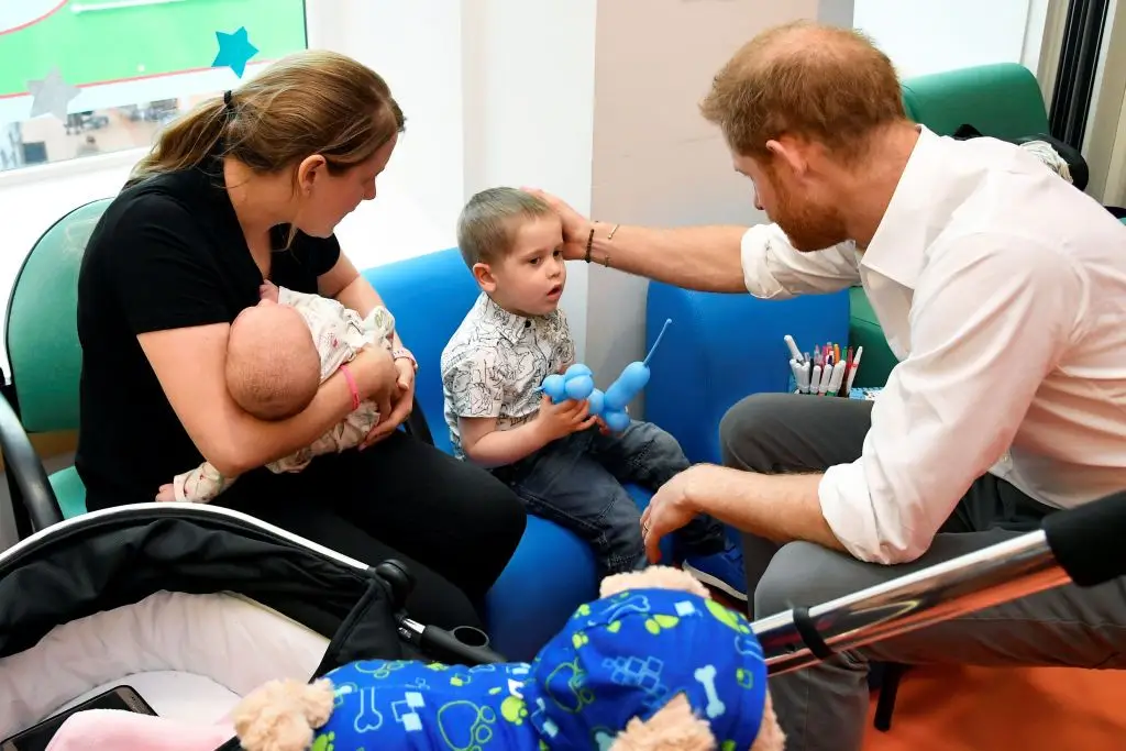Pai há pouco mais de uma semana, Harry já não imagina a sua vida sem o filho