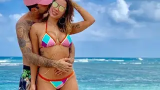 Anitta declara-se a Pedro Scooby: "É uma delícia ter um namorado que te trata como uma rainha todos os dias"