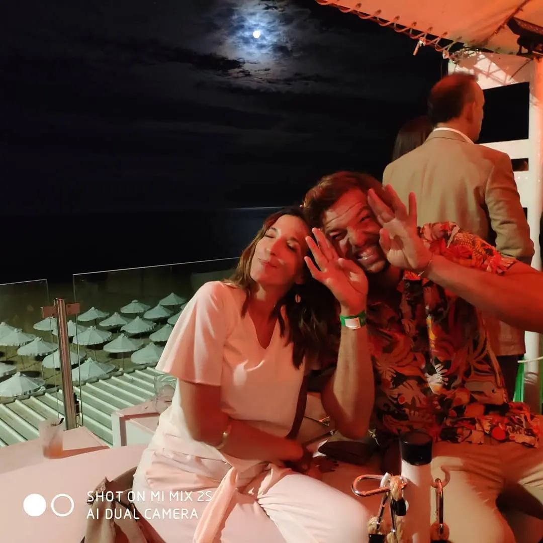 Dave Hacke e Daniela Guilherme cada vez mais cúmplices