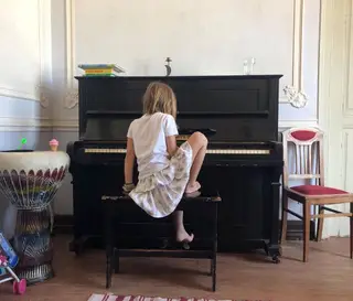 Flor, a filha de Joana Solnado e Nuno Queiroz Ribeiro