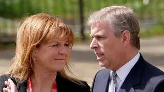 23 anos após o divórcio, Sarah Ferguson confirma viver com o ex-marido: "É o príncipe mais belo de todos"