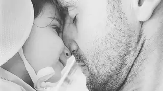 Daniel Oliveira dá os parabéns à SIC com fotografia amorosa da filha