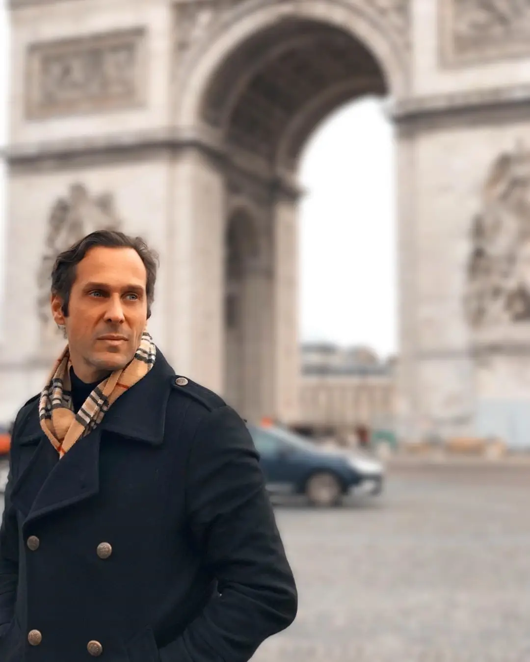 Eis as fotos das férias de José Carlos Pereira e da namorada em Paris