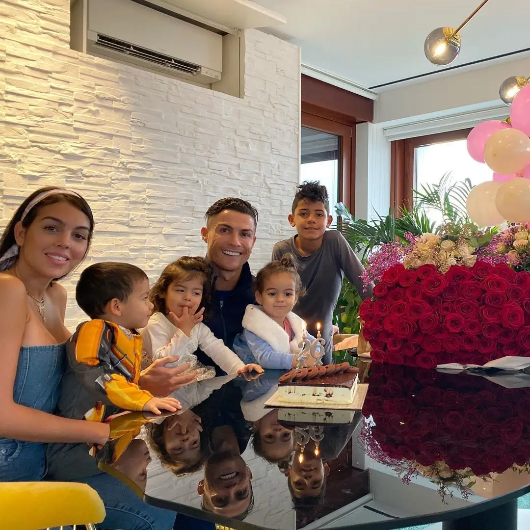 Georgina e Cristiano casaram-se em segredo? Publicação da espanhola nas redes sociais levanta suspeitas