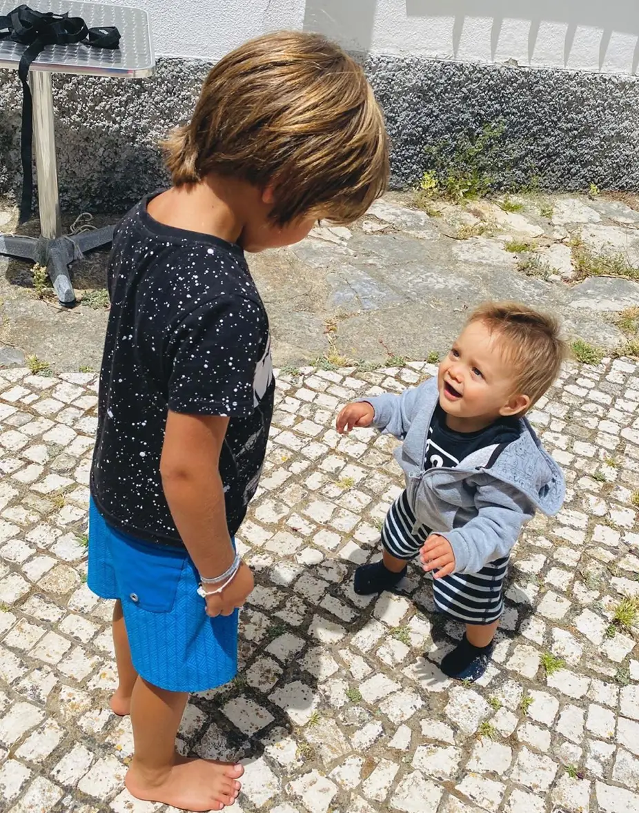 Diogo Amaral partilha fotografia dos filhos. Veja como cresceram Mateus e Oliver