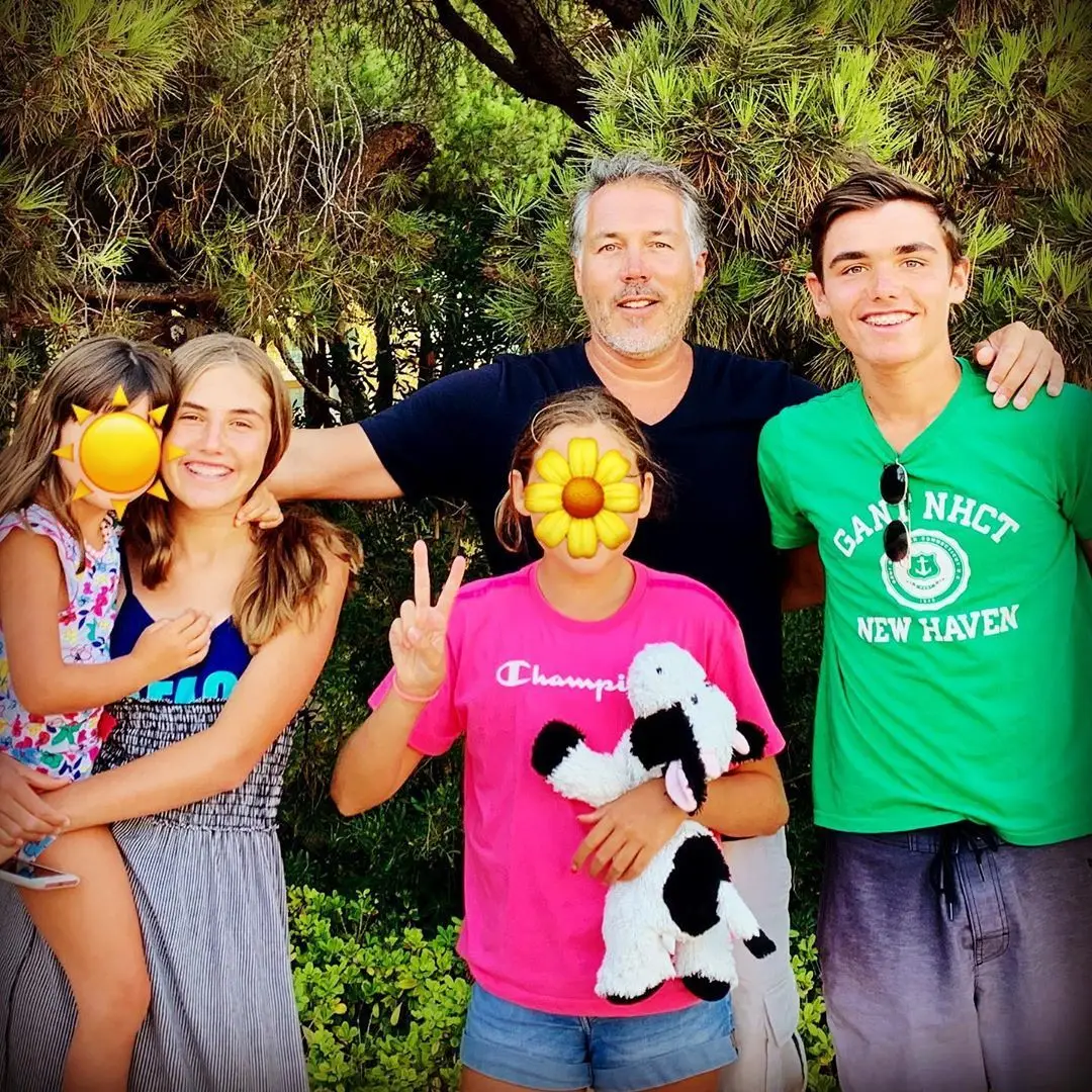Pedro Miguel Ramos com os filhos Santiago, Laura, Maria Luísa e Caetana