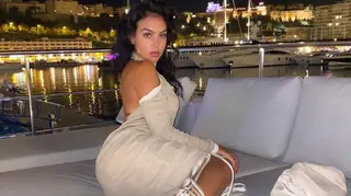 Georgina Rodriguez cita Papa Francisco: "Ser feliz não é um destino, mas sim uma conquista"