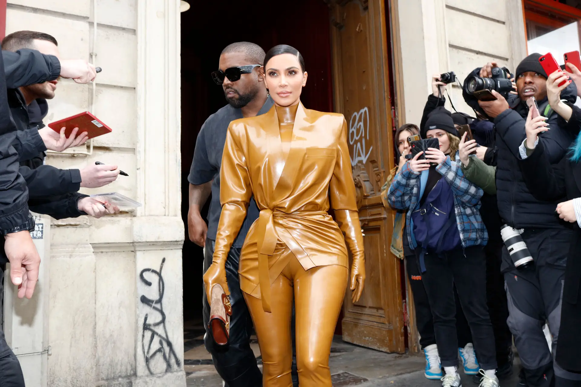 Mesmo com divórcio à vista, Kim Kardashian e Kanye West trocaram presentes milionários