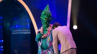 ‘A Máscara’: O Camaleão revela a sua identidade e todos ficam estupefactos