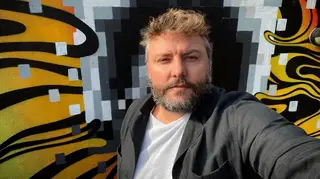 Há uma nova fotografia do filho de César Mourão: “Que fofura. Até a andar é igual”