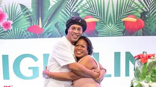 Mãe de Ronaldinho Gaúcho morre vítima de Covid-19