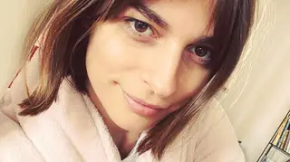 Benedita Pereira revela foto rara do marido e do filho e aponta semelhanças: “As covinhas são do pai”