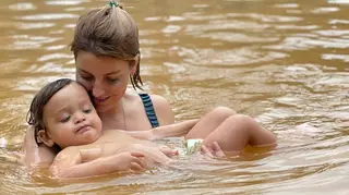 De férias com o filho, Jessica Athayde revela: "193773 birras por dia, não dorme"