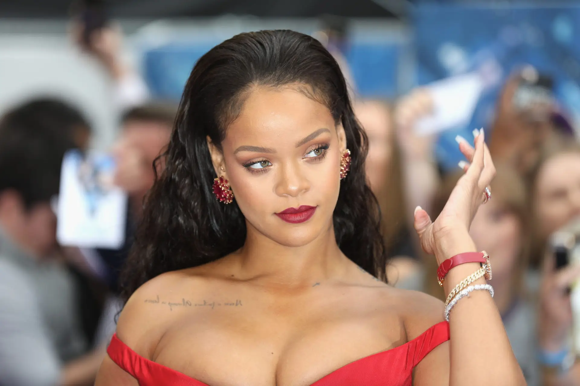 LONDON, ENGLAND – JULY 24: Rihanna attends the “Valerian And The City Of A Thousand Planets” European Premiere at Cineworld Leicester Square on July 24, 2017 in London, England. (Photo by Tim P. Whitby/Getty Images)