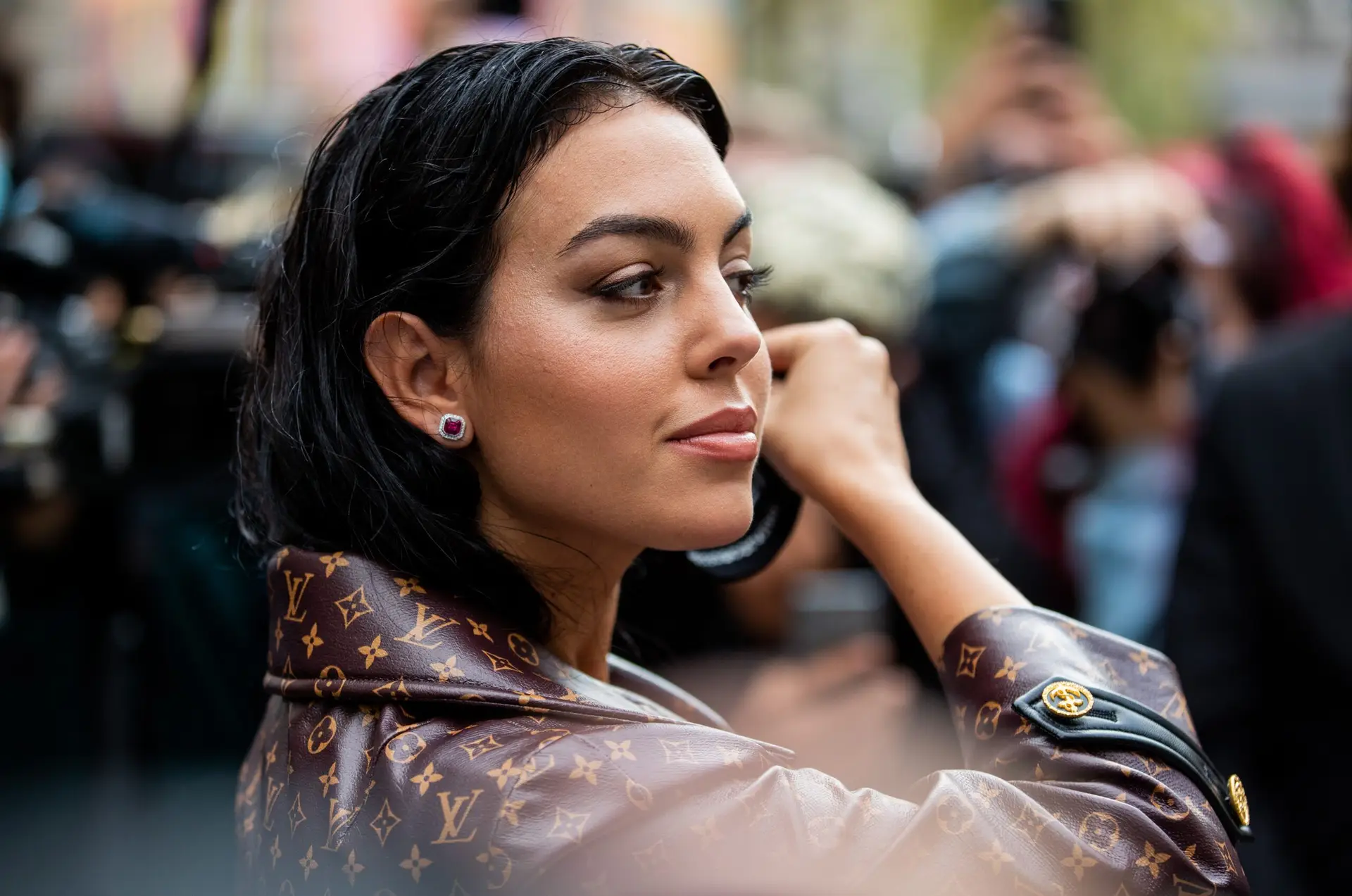 PARIS, FRANCE – OCTOBER 06: Georgina Rodriguez is seen outside Louis Vuitton during Paris Fashion Week – Womenswear Spring Summer 2021 : Day Nine on October 06, 2020 in Paris, France. (Photo by Christian Vierig/Getty Images)