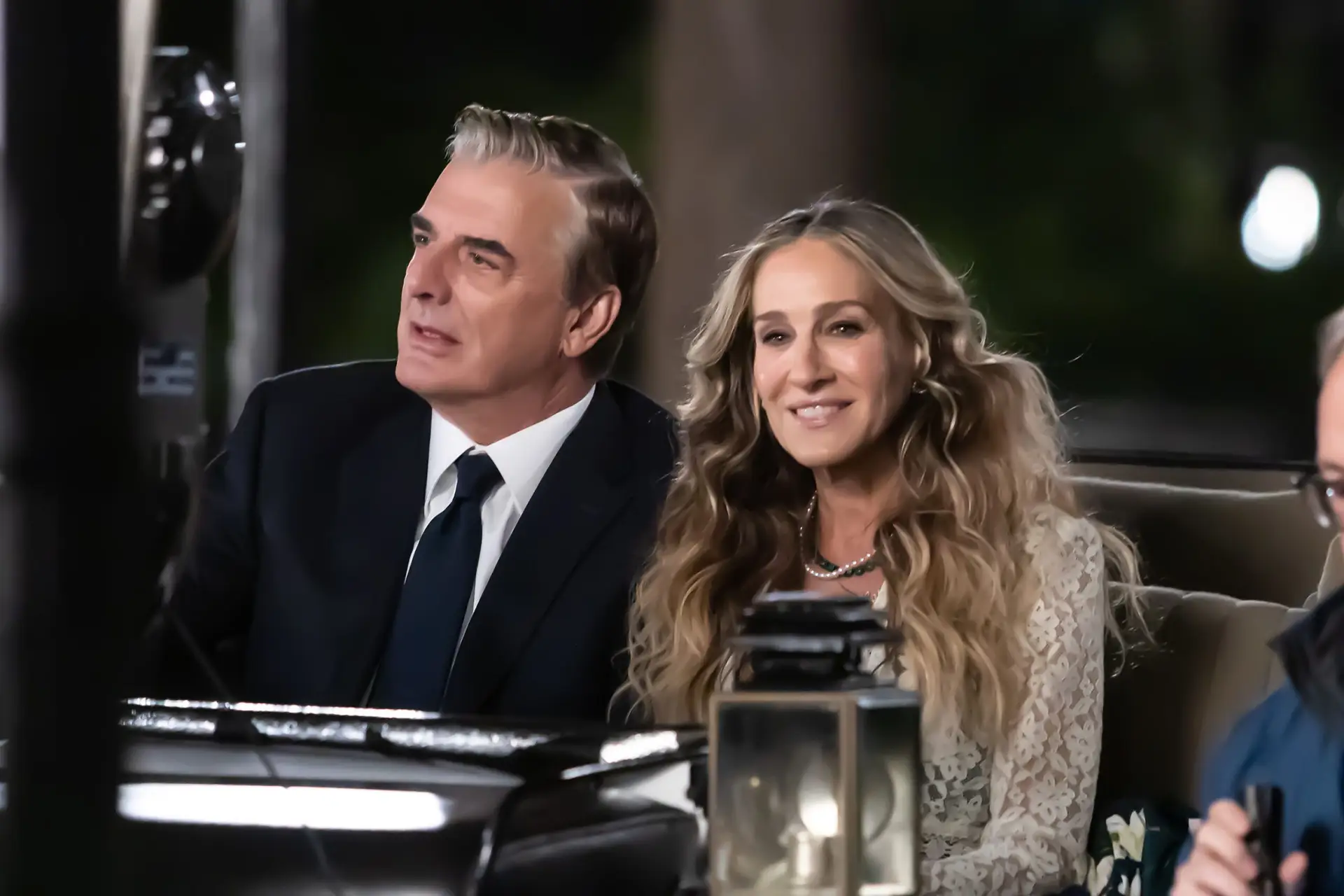 NEW YORK CITY, NY – NOVEMBER 07: Chris Noth and Sarah Jessica Parker are seen on set of ‘And Just Like That’ on November 07, 2021 in New York City, New York. (Photo by RCF/MEGA/GC Images)