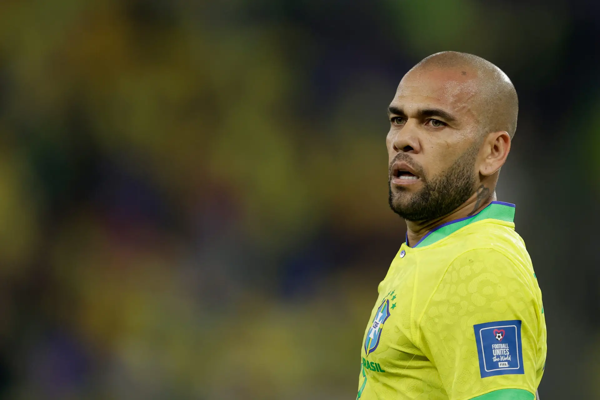 DOHA, QATAR – DECEMBER 5: Dani Alves of Brazil during the World Cup match between Brazil v Korea Republic at the Stadium 974 on December 5, 2022 in Doha Qatar (Photo by Eric Verhoeven/Soccrates/Getty Images)