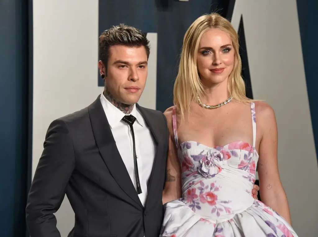 BEVERLY HILLS, CALIFORNIA – FEBRUARY 09: Fedez (L) and Chiara Ferragni attend the 2020 Vanity Fair Oscar Party hosted by Radhika Jones at Wallis Annenberg Center for the Performing Arts on February 09, 2020 in Beverly Hills, California. (Photo by John Shearer/Getty Images)