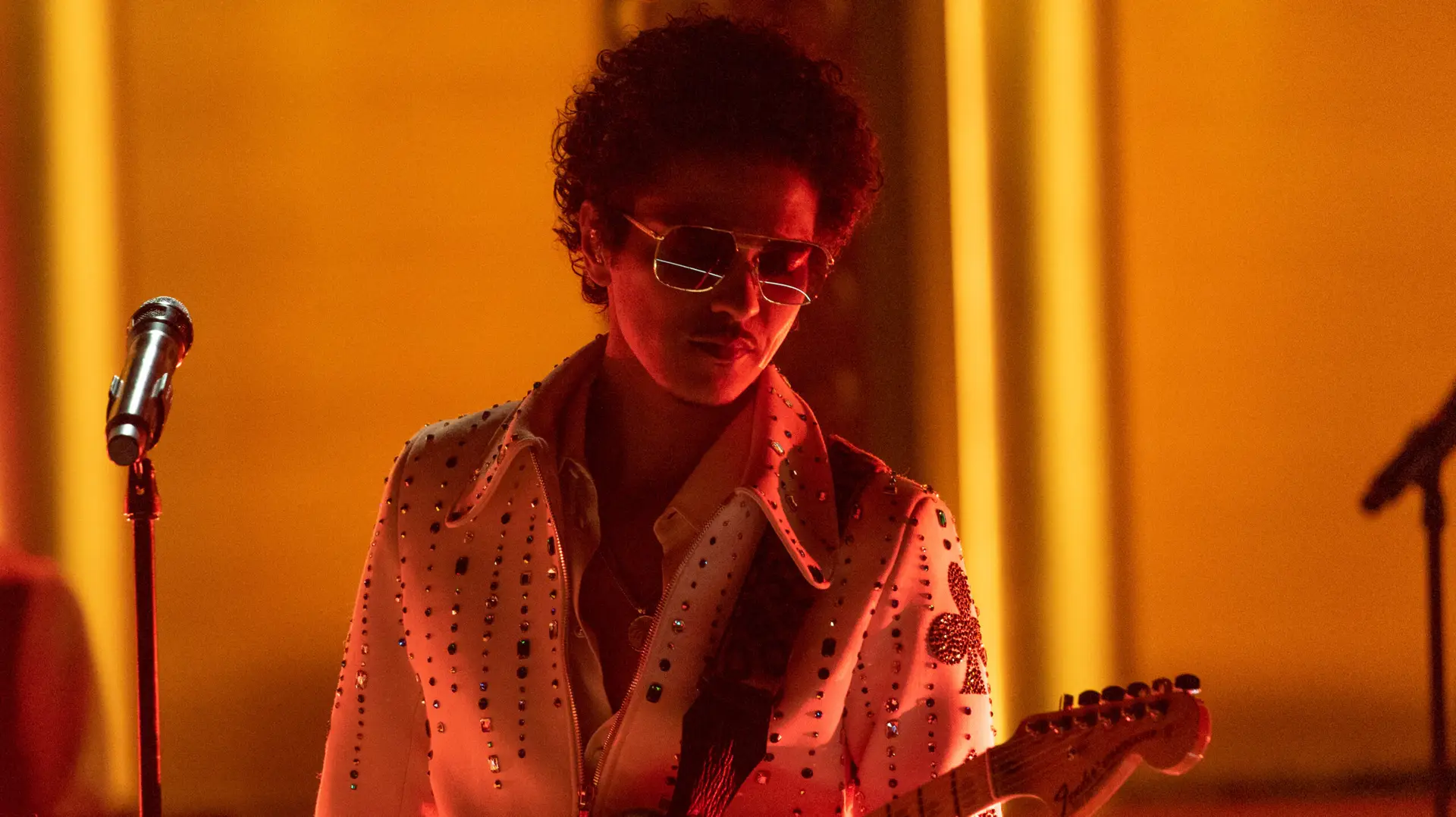 LAS VEGAS, NEVADA – APRIL 03: Bruno Mars of Silk Sonic performs onstage at the 64th annual GRAMMY awards on April 03, 2022 in Las Vegas, Nevada. (Photo by Emma McIntyre/Getty Images for The Recording Academy)
