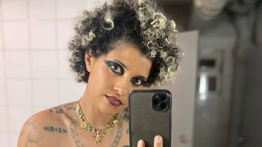 Blaya critica meio artístico em Portugal