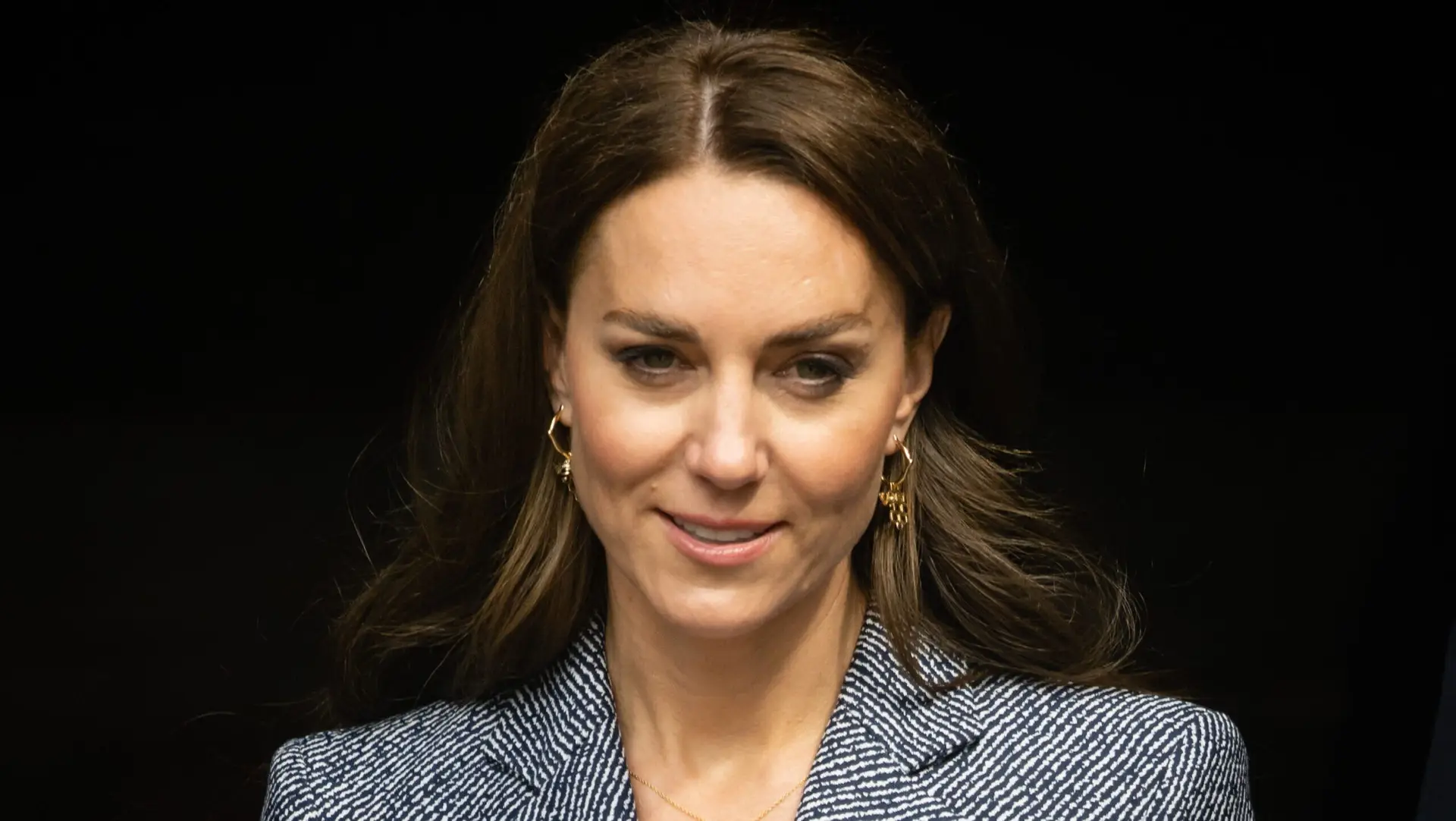 MANCHESTER, ENGLAND – MAY 10: Catherine, Duchess of Cambridge attends the official opening of The Glade Of Light Memorial at Manchester Arena on May 10, 2022 in Manchester, England. The Glade of Light Memorial commemorates the victims of the terrorist attack that took place after an Ariana Grande concert at Manchester Arena on May 22, 2017. (Photo by Samir Hussein/WireImage)