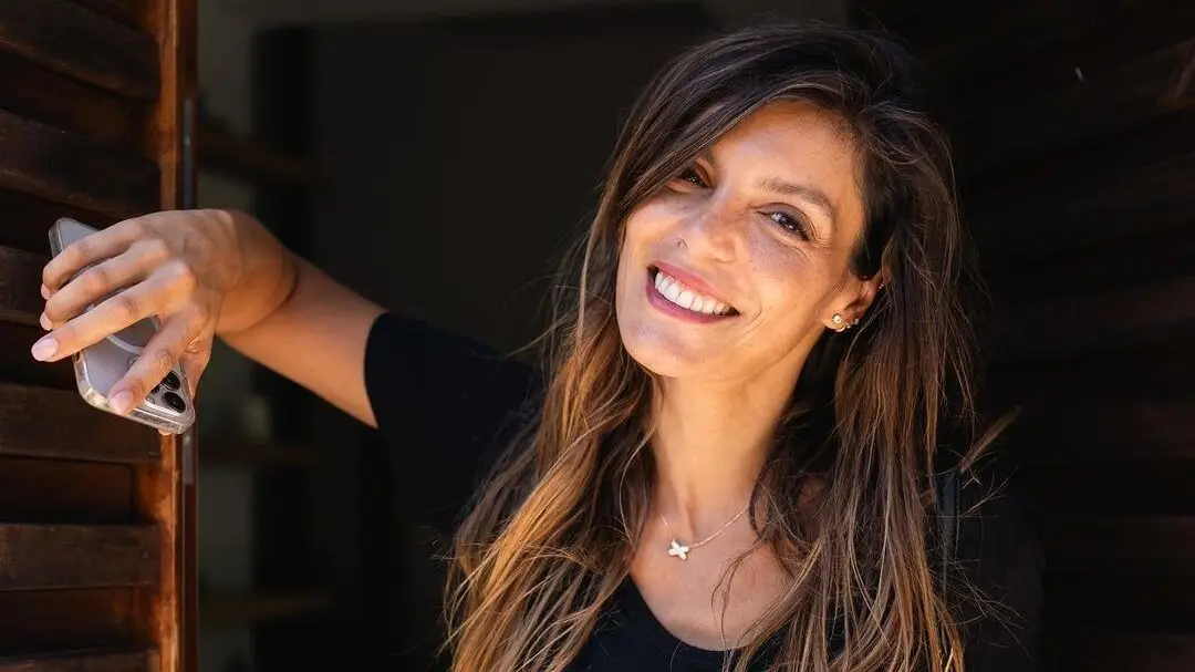 Andreia Rodrigues partilha foto da filha e diz: “Sim, a mais nova já está  deste tamanho” - Fama Show