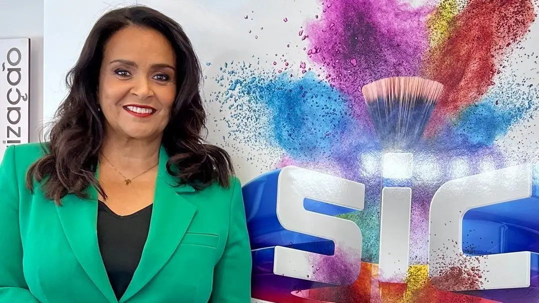 Há 32 anos foi "a carinha da SIC"! Alberta Marques Fernandes celebra aniversário da estação televisiva